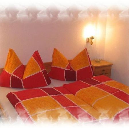 Ferienapartments Reusch Санкт Мартин ам Тененгебирге Екстериор снимка